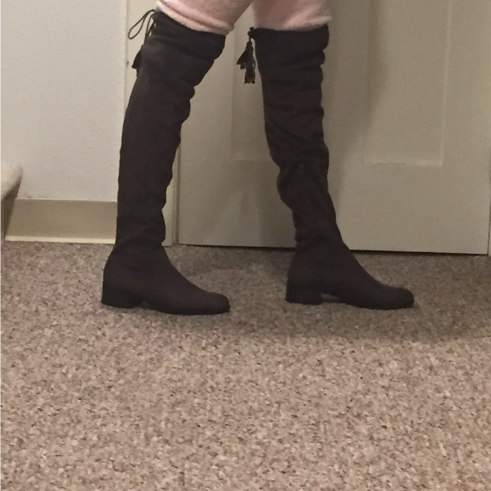 7.5 over knee brown boot